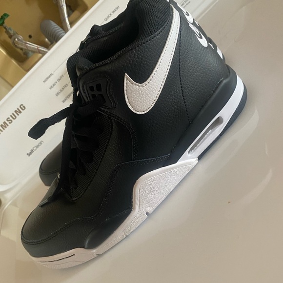 Flight Legacy 'Black White' size 9 mens - Picture 3 of 5